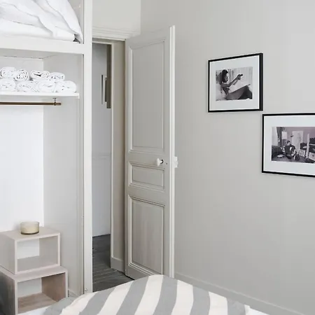 Bnbnova - Eiffel Tower & Les Invalides - 1br